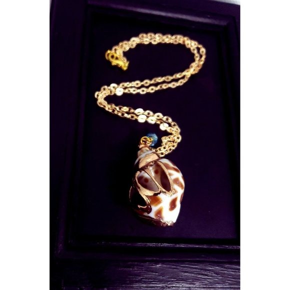 Golden shell beaded crystal necklace handmade - Picture 3 of 6